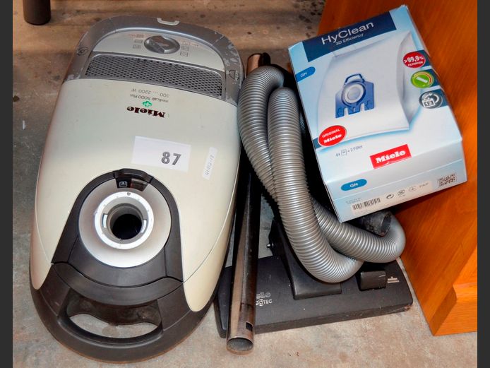 MIELE MEDICAIR 5000 PLUS VACUUM CLEANER WITH ATTACHMENTS [Switches on]