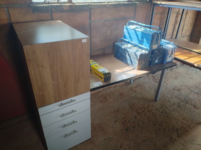 DESK WITH DRAWERS AND CABINET