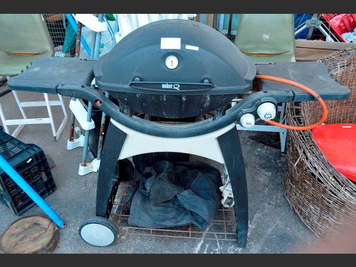 WEBER GAS BRAAI WITH COVER, 140 x 50 x 106cm