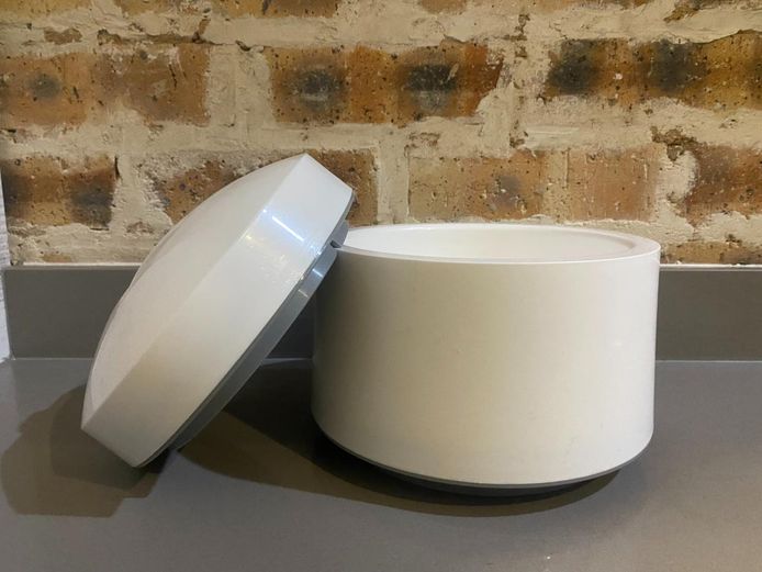 Vintage Bouton d’or White Plastic Ice Bucket