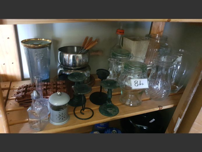 LOT: JUICE DISPENSER, FONDUE SET, CHOCOLATE MOULDS, etc