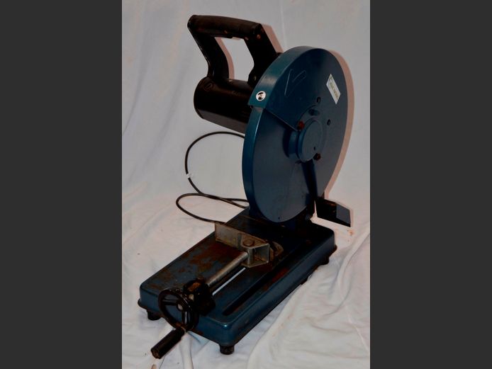 MACAFRIC 14" CUT-OFF SAW [Switches on, untested further]