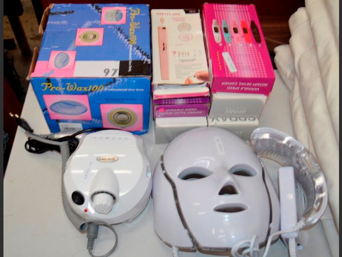 SPRAY FANS, NAIL GRINDERS, etc [Untested]