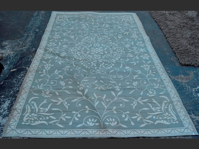 GREY & CREAM CARPET, 280 x 180cm