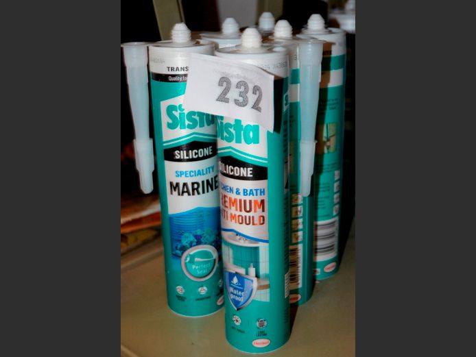 LOT OF 6 TUBES: SISTA WHITE SILICONE