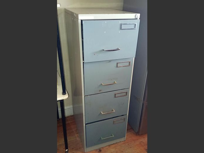 GREY METAL 4-DRAWER FILING CABINET, 46 x 62 x 131cm