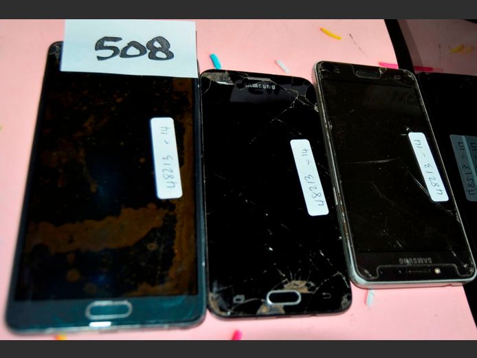 SAMSUNG NOTE 4 & 2 OTHER SAMSUNG SMART PHONES [Untested, no chargers, damaged]