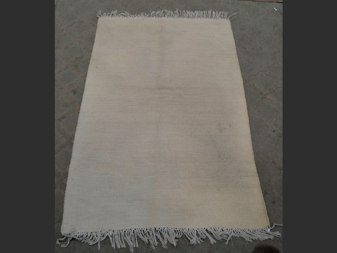 BEIGE WOOL RUG, 180 x 122cm