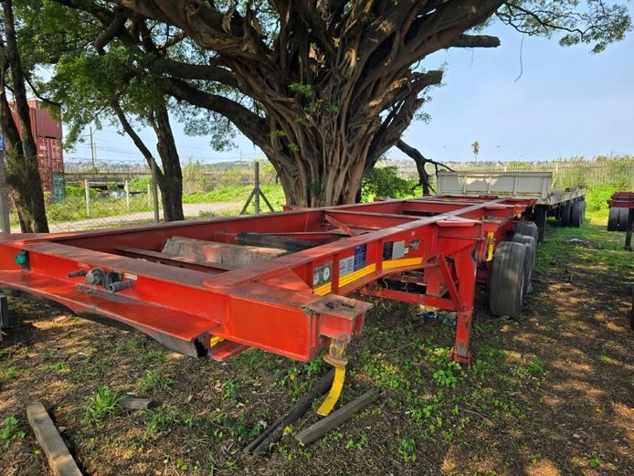 2016 PINETOWN TRUCK BODY 6/12m EXTENDABLE SKEL/TRAILER
