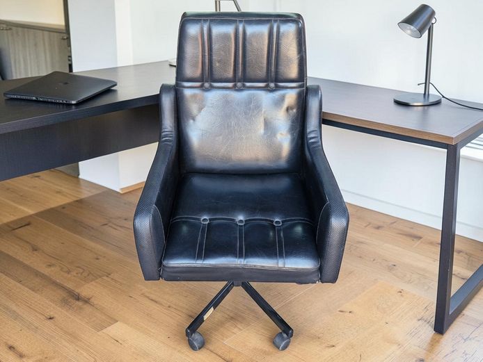 Vintage Mid-Century Modern Style Black Vinyl Executive Office Chair