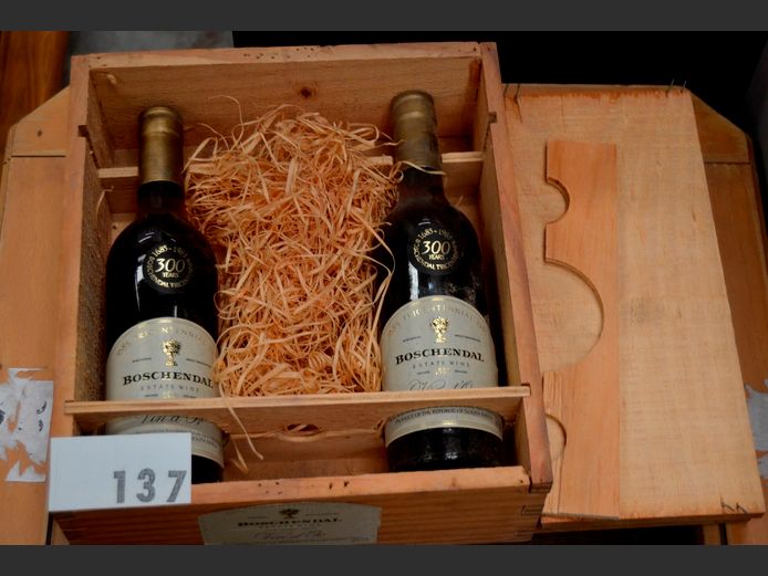 PAIR BOSCHENDAL VIN D'OR 250ml WINES IN WOODEN CASE [Condition of contents unknown]