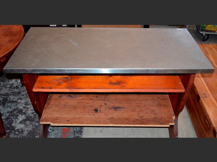 WOOD & STAINLESS STEEL TOP PREP TABLE WITH BOTTOM SHELF, 122 x 60 x 80cm