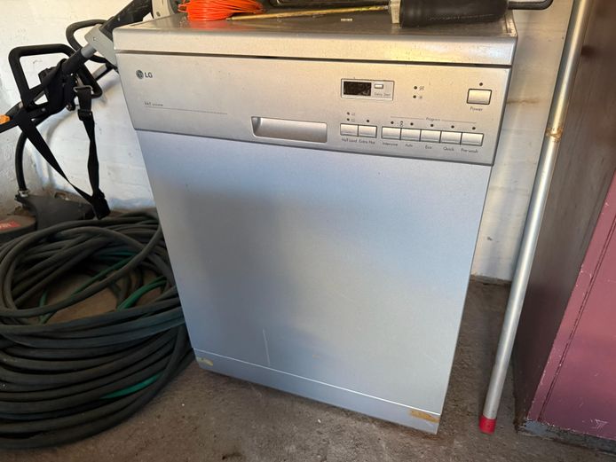 LG Dishwasher - Faulty / Leaking