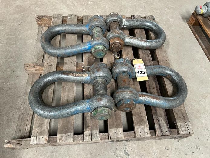 Lot large shackles