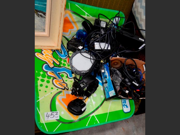 LOT: XBOX  KINETIC SENSOR, CONTROLLERS, MAT, POWER SUPPLY, HEADPHONES, etc [Untested]