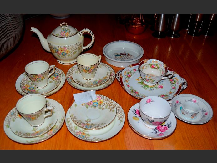 ROYAL VALE & DELPHINE TEA CUPS & SAUCERS, TEAPOT, etc