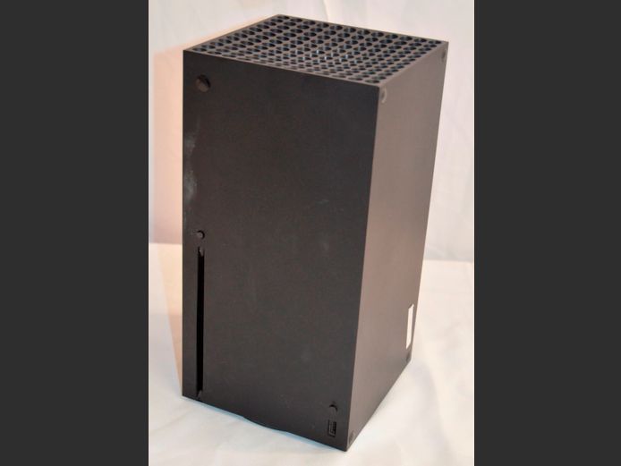 XBOX SERIES X CONSOLE [Dead]