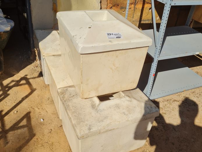 4 X DRY ICE COOLERS BOXES