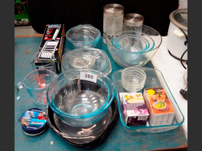 SHOGUN MULTI-SLICER, GLASS MIXING BOWLS, MEASURING JUGS, etc