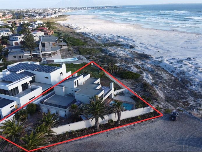13 Strand Street, Van Riebeeck Strand, Melkbosstrand (4 Bedroom Beachfront Home)