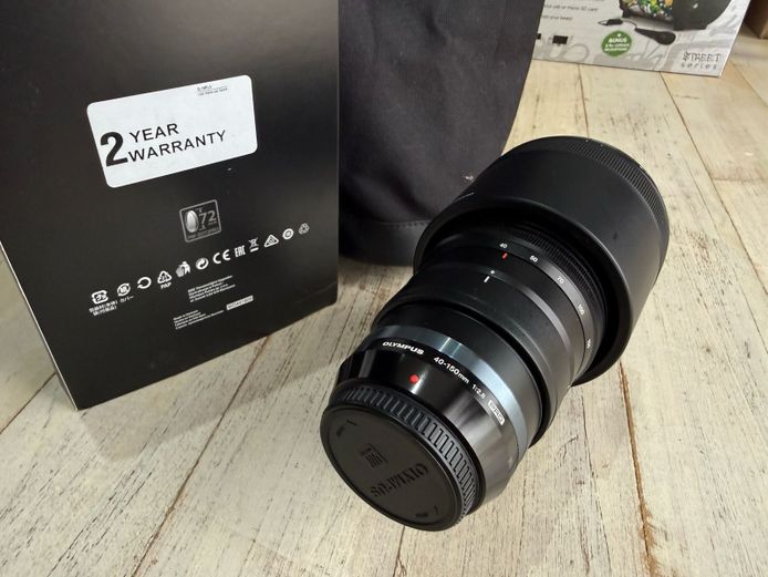 Olympus M.Zuiko ED 40-150mm f/2.8 PRO — Telephoto Zoom Lens