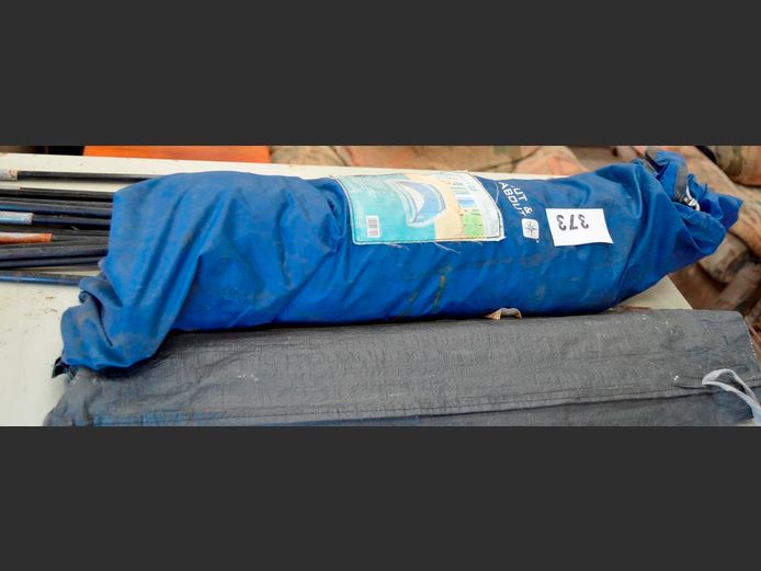 OUT & ABOUT 2-PERSON TENT [Incomplete]