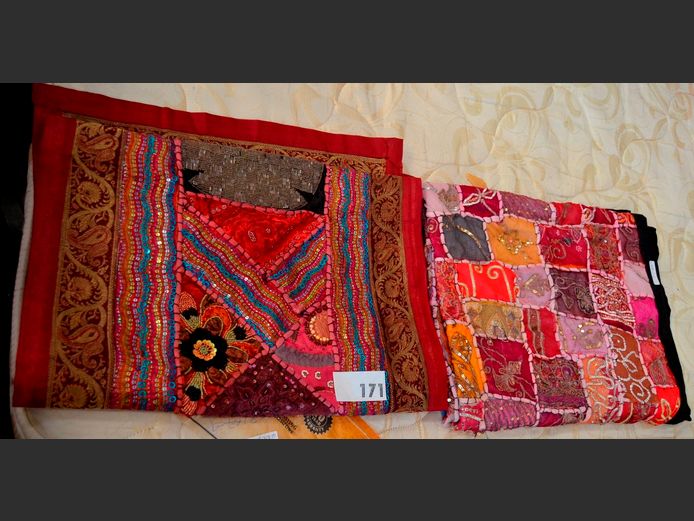 LOT: 2 x EMBROIDERED WALL HANGINGS