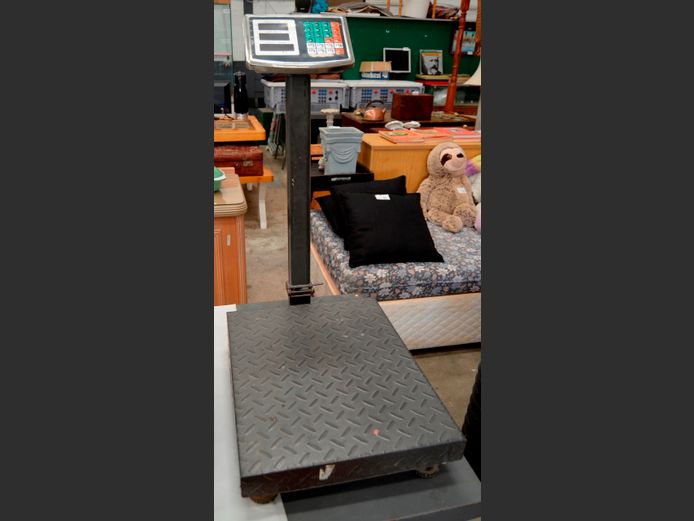 DIGITAL PLATFORM SCALE [Untested, no power supply]