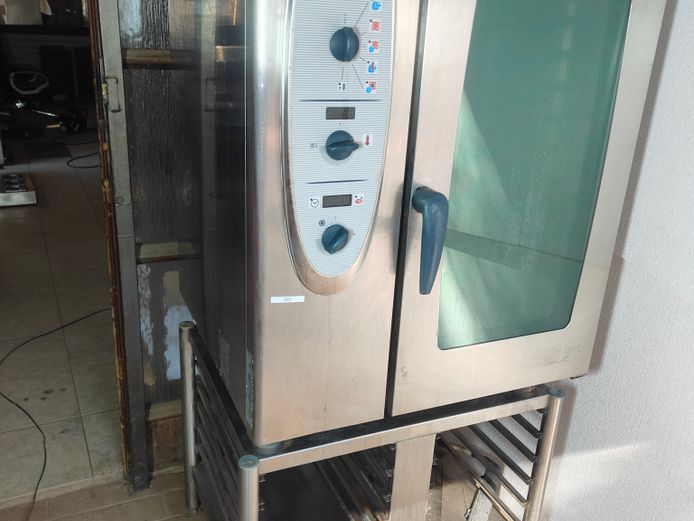 RATIONAL COMBI MASTER OVEN (3 PHASE NOT TESTED)