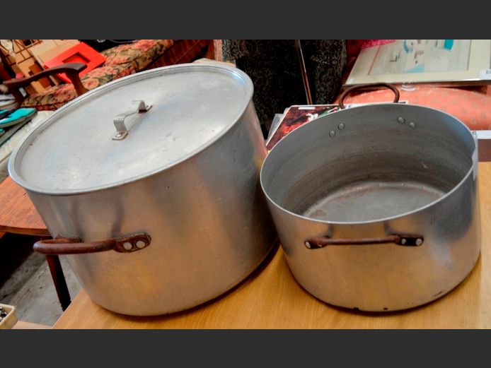 LARGE ALUMINIUM STOCK POT & ANOTHER [No lid], 41cm & 31cm Diameter respectively