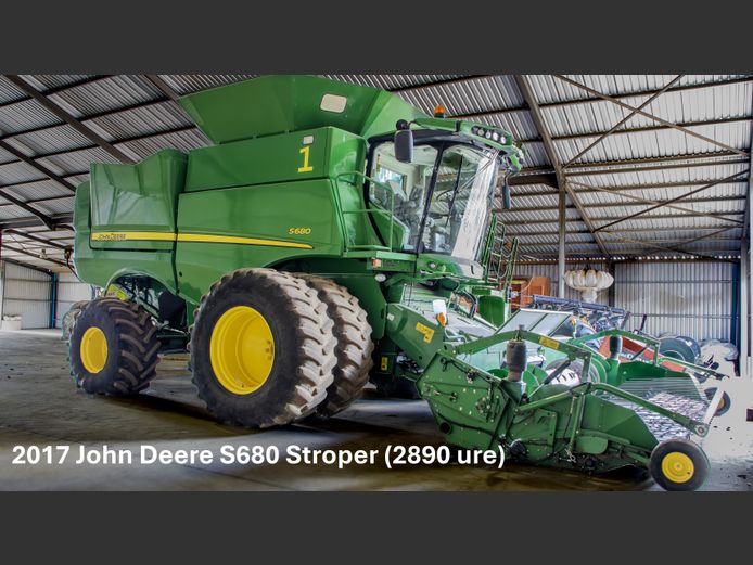John Deer S680 Stroper met chopper 4x4