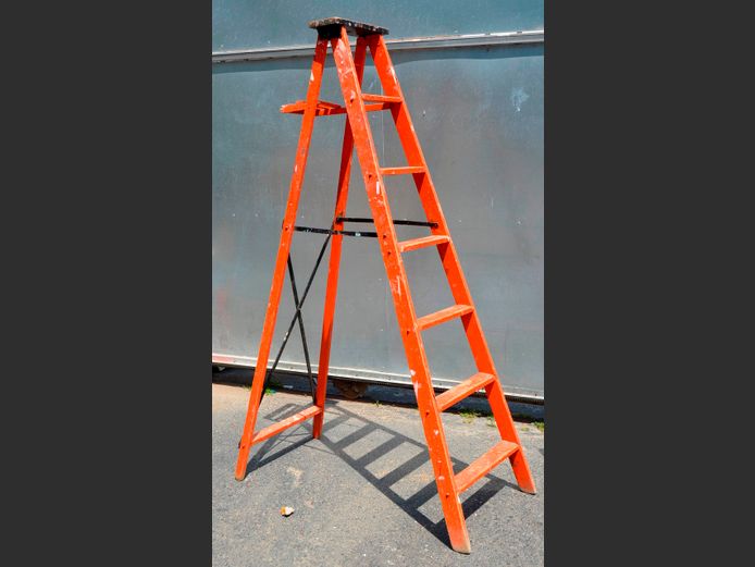 ORANGE PAINTED 6-STEP LADDER