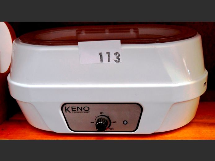 KENO TECHNOLOGY HOT WAX HEATER [Switches on, untested further]