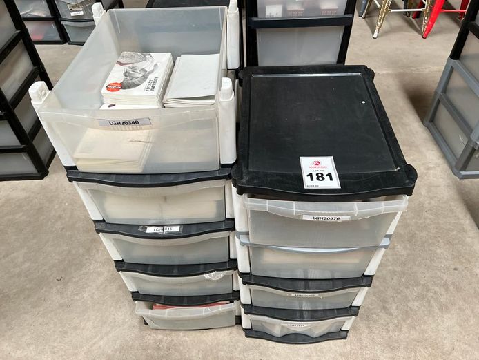 9 Plastic drawers