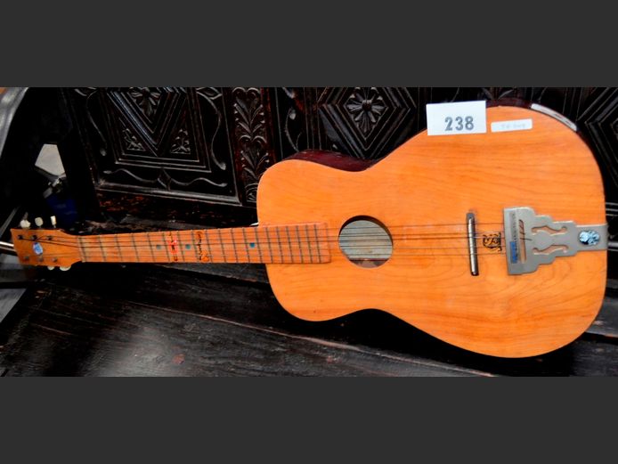 VINTAGE CHILD'S ACOUSTIC GUITAR, 94cm Long