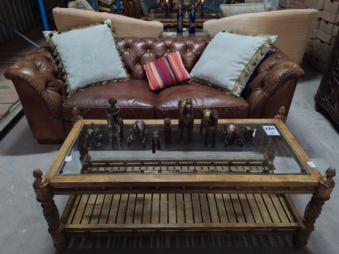 Living Room Furniture & Décor (STC)
