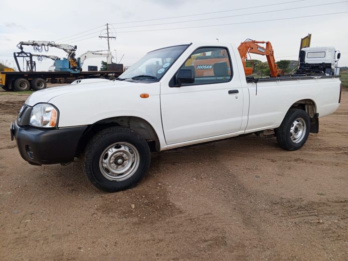 2016 NP300 2.5Diesel