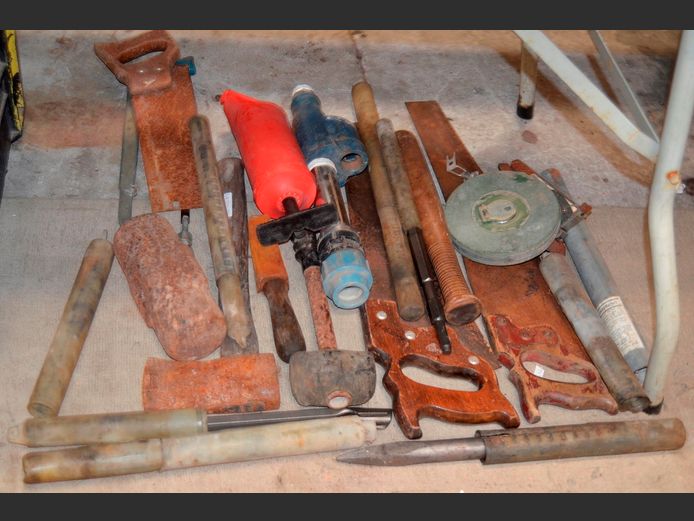 ASSORTED TOOLS