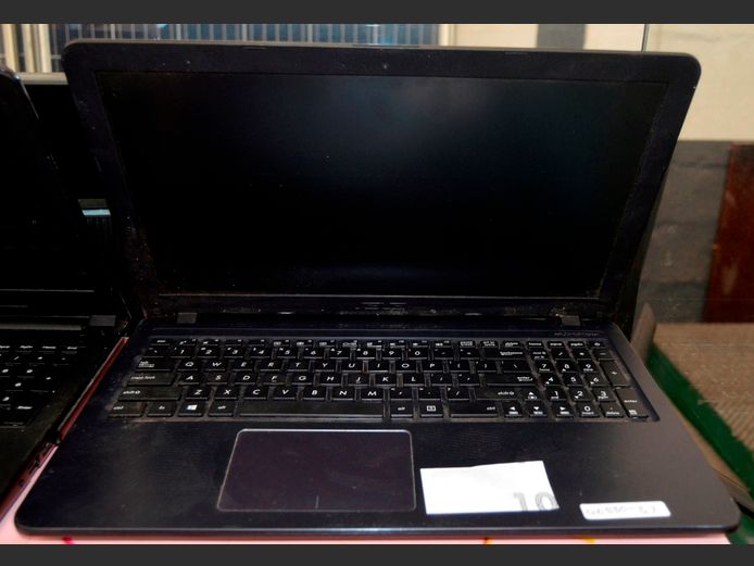 ASUS NOTEBOOK [Untested, no charger]