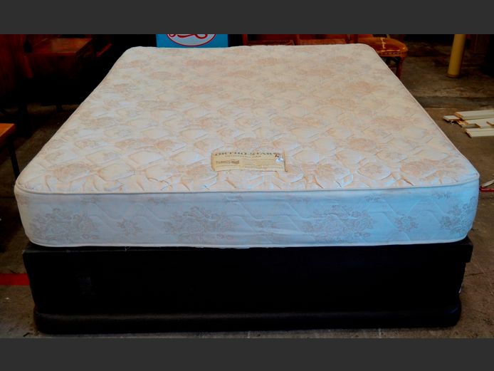 GREY LEATHER QUEEN SIZE BASE WITH ORTHOSTAR MATTRESS [Needs a clean]