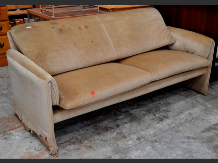 OLIVE DRAYLON UPHOLSTERED 2-SEATER COUCH, 175 x 72cm [Needs re-covering]