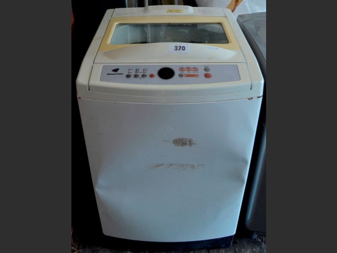 SAMSUNG DIAMOND DRUM 13kg TOP LOADING WASHING MACHINE [Switches on, untested further]
