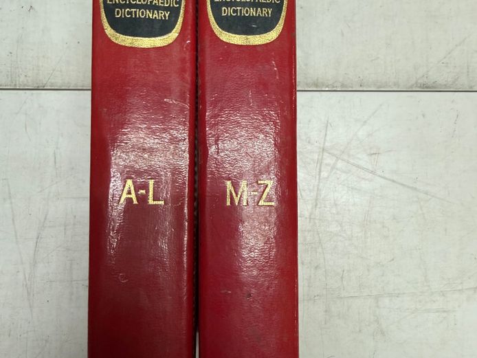 Twin Set of Readers Digest Great Encyclopedia Dictionaries 