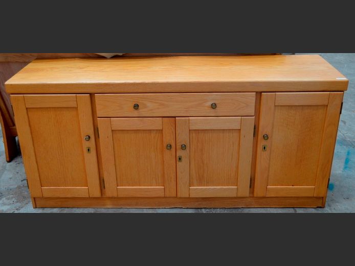 OAK 4-DOOR, 2-DRAWER SIDEBOARD, 164 x 44 x 77cm
