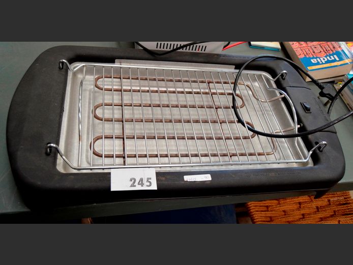 ESTIA HEALTH GRILL [Switches on]