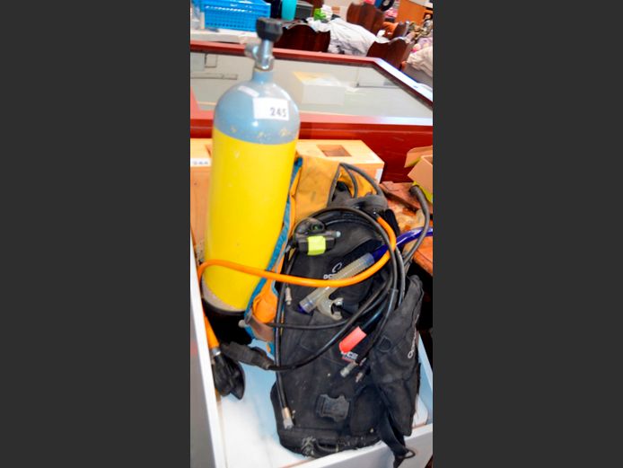DIVING CYLINDER, BC, REGULATORS, etc [Condition unknown]