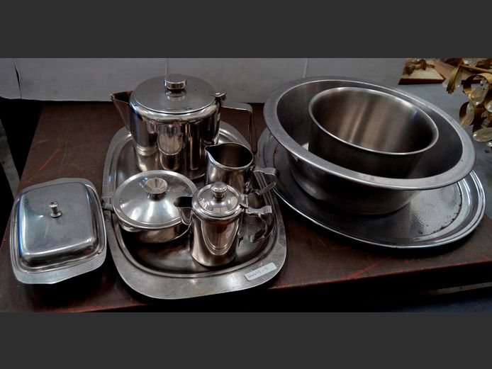 STAINLESS STEEL MIXING BOWLS, TEAPOT, TRAYS, BUTTER DISH, etc