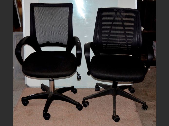 LOT OF 2: BLACK SWIVEL OFFICE CHAIRS [Damaged]