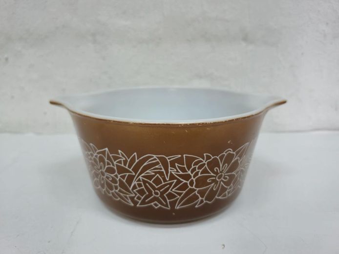 Vintage Pyrex Woodland Pattern 1-Pint Casserole Dish