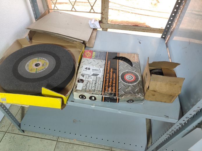 LOT VARIOUS GRINDING/CUTTING DISCS